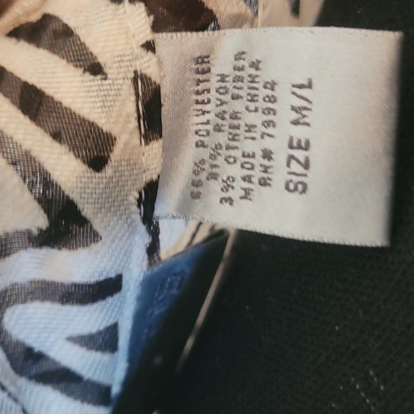 Chico's cream colored lightweight jacket with sheer design - Picture 6 of 7